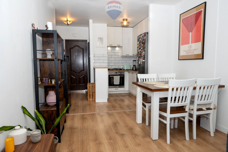 Mieszkanie blok mieszkalny nad rzeką