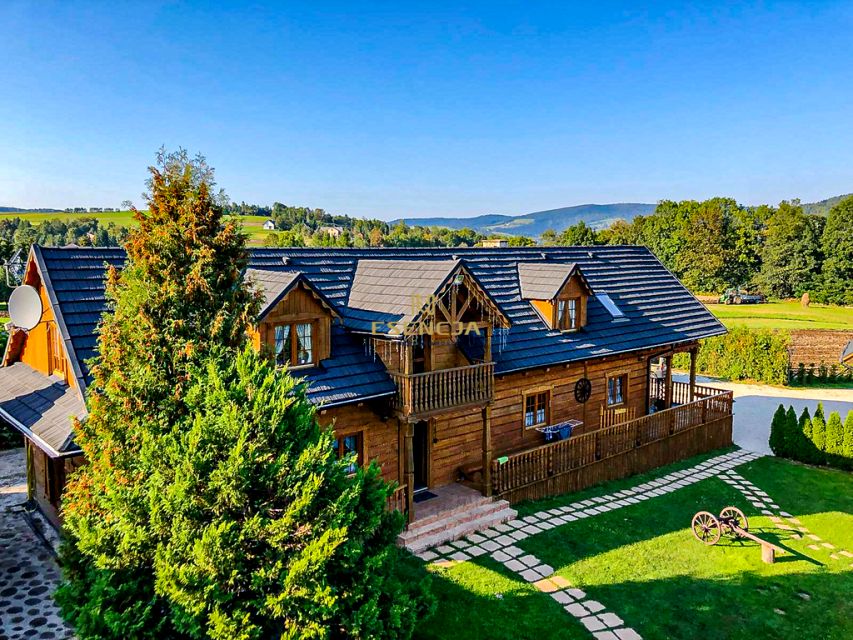 Budynek użytkowy Ropa