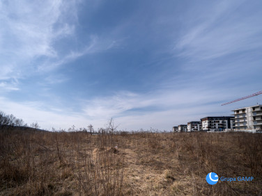 Działka usługowa sprzedam