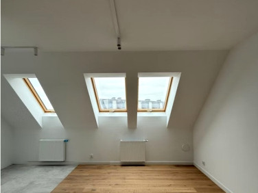 Mieszkanie blok mieszkalny przy lesie