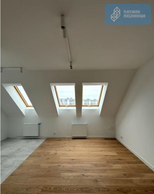 Mieszkanie blok mieszkalny przy lesie