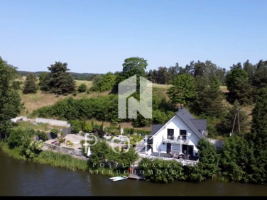 Działka nad jeziorem