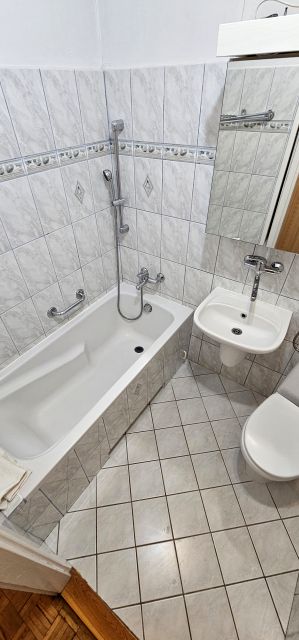 Mieszkanie blok mieszkalny sprzedaż