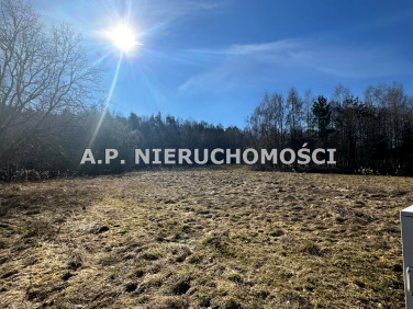 Zabudowana działka Łazany