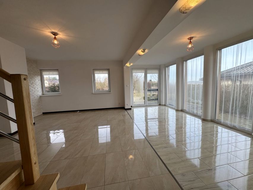 Dom wolnostojący sprzedaż