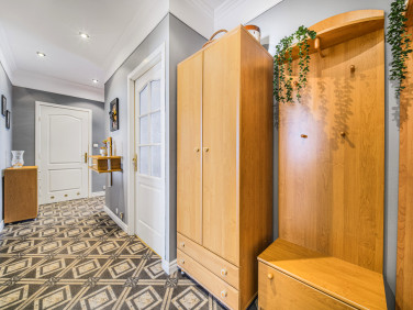 Mieszkanie blok mieszkalny przy lesie