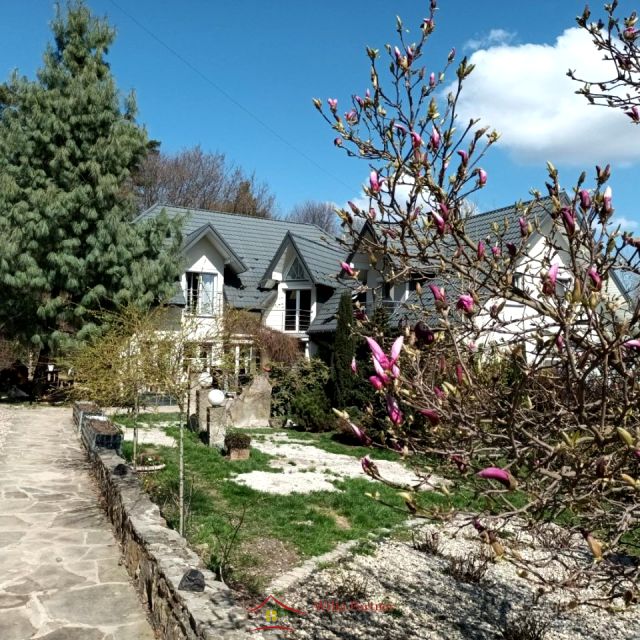 Dom Wola Nieszkowska