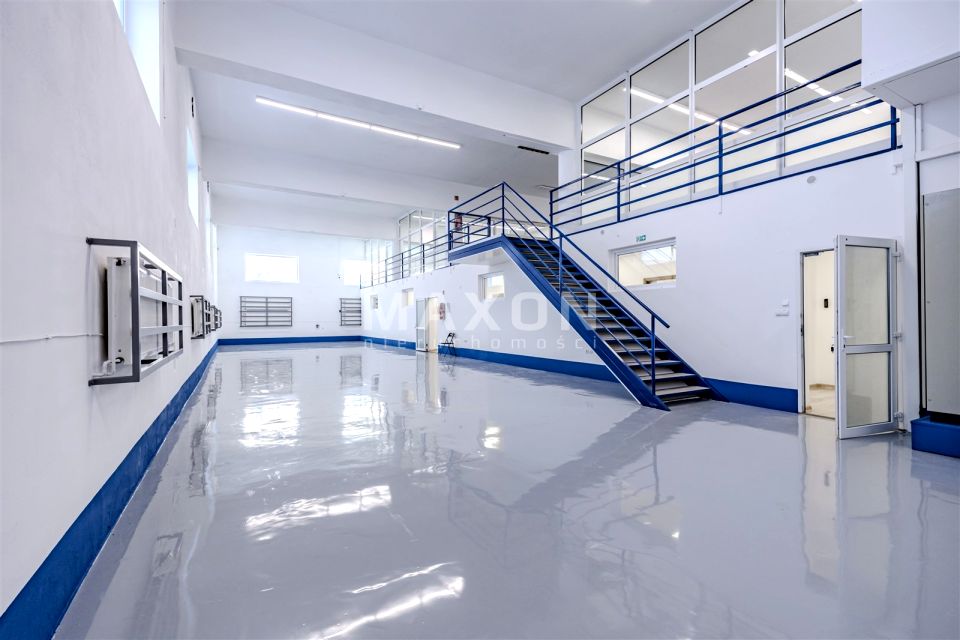 Budynek użytkowy Warszawa