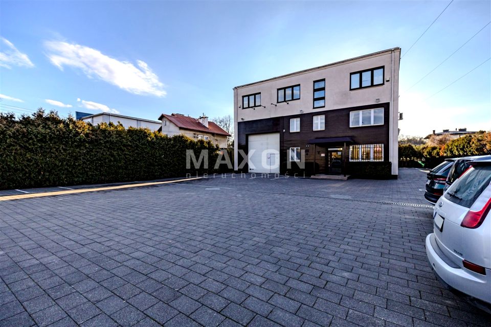 Budynek użytkowy Warszawa