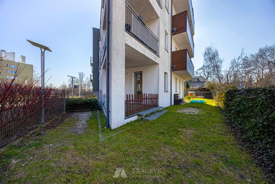 Mieszkanie blok mieszkalny nad rzeką