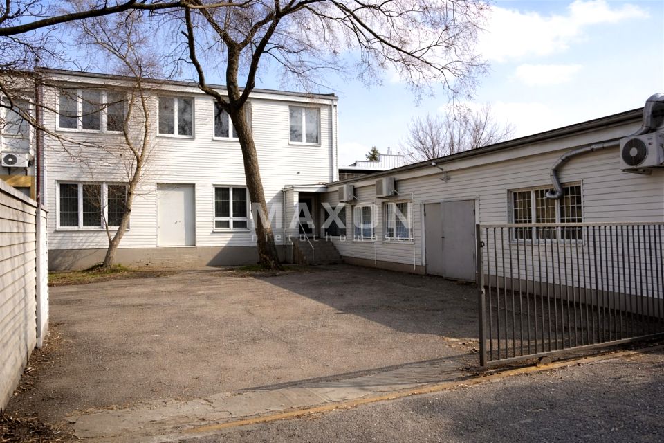 Budynek użytkowy Warszawa