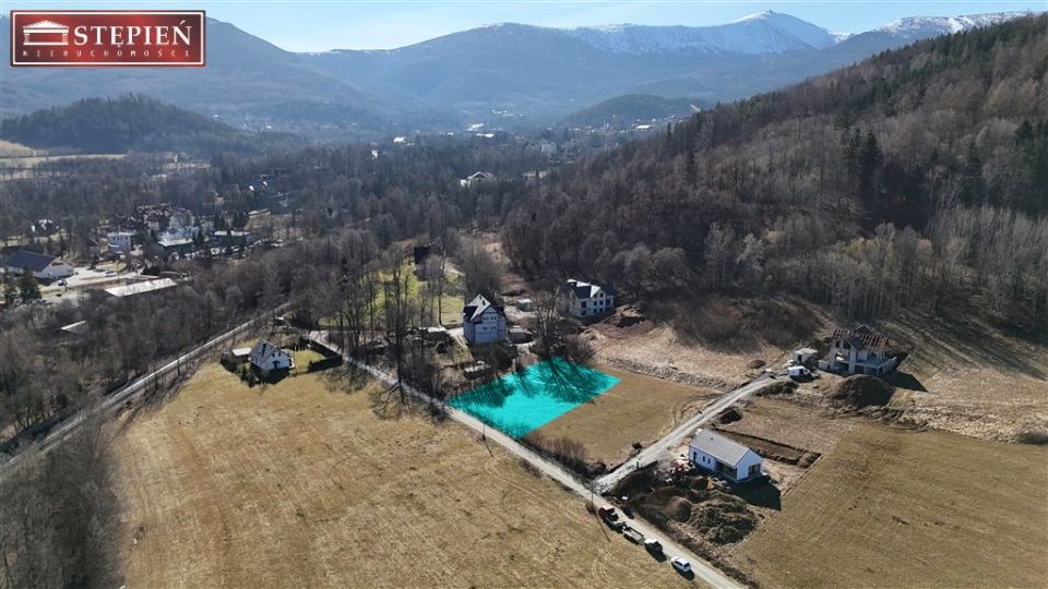 Pusta działka Miłków