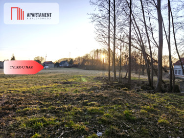 Działka nad jeziorem