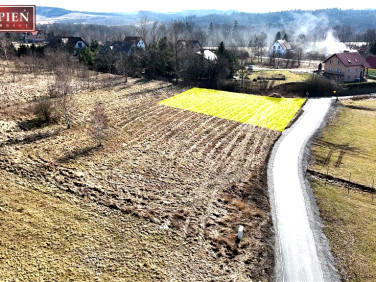 Pusta działka Sędzisław