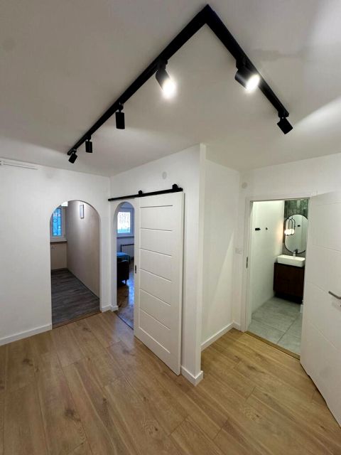 Mieszkanie blok mieszkalny przy lesie