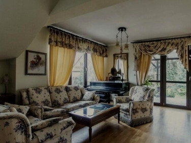 Dom Żółwin sprzedaż