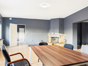 Budynek użytkowy Warszawa