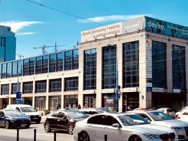 Budynek użytkowy Warszawa