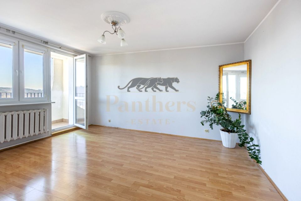 Mieszkanie blok mieszkalny przy lesie