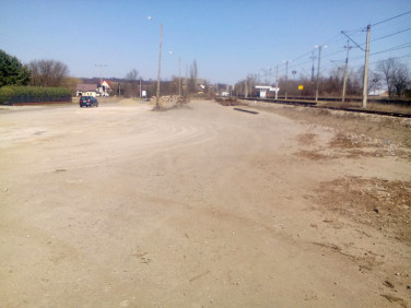 Działka usługowa Dwikozy