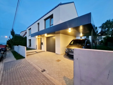 Dom wolnostojący sprzedaż