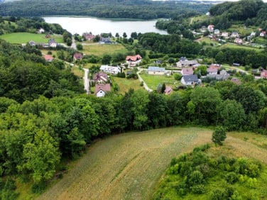 Działka nad jeziorem