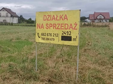 Działka nad jeziorem