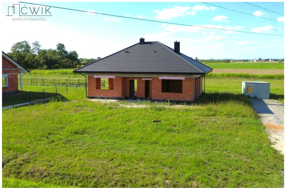 Dom Ostrów Szlachecki