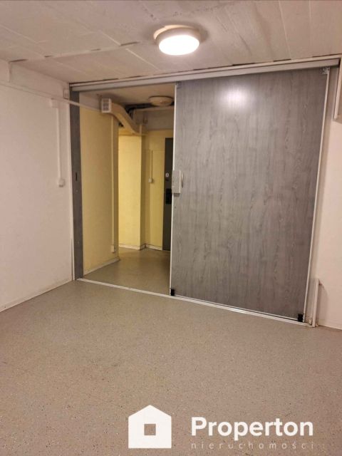 Budynek użytkowy Warszawa