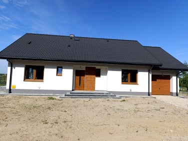 Dom z garażem