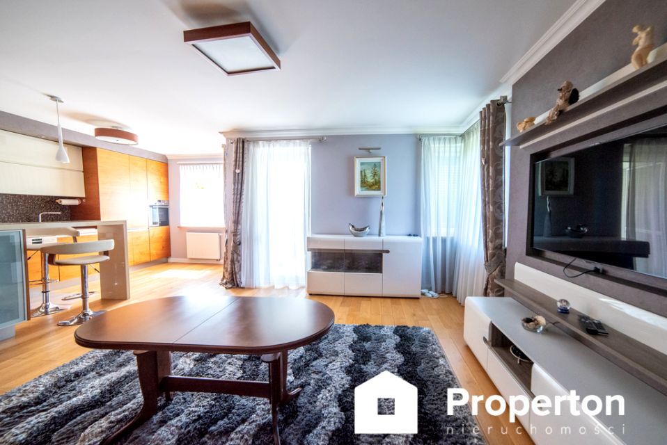 Mieszkanie blok mieszkalny nad rzeką