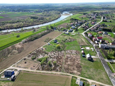 Działka Niedomice
