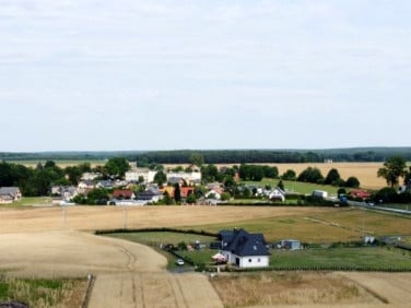 Działka nad jeziorem