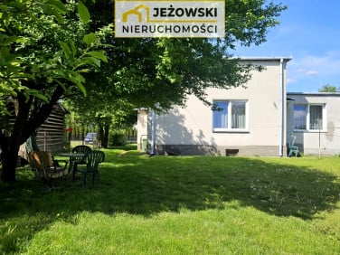 Dom Milanów