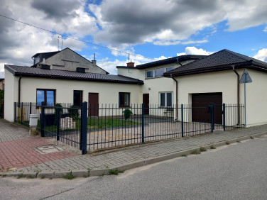Dom Białobrzegi