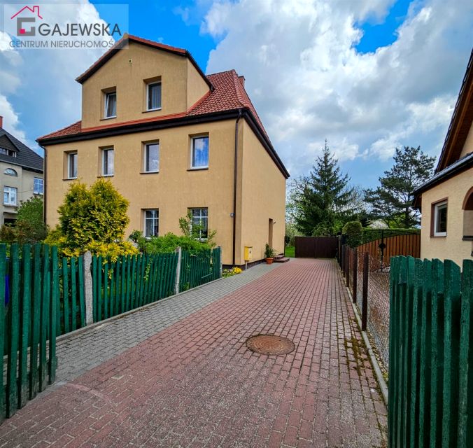 Dom Złotów sprzedaż