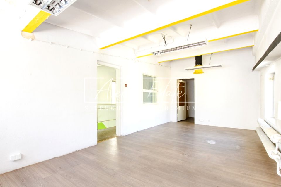 Budynek użytkowy Warszawa