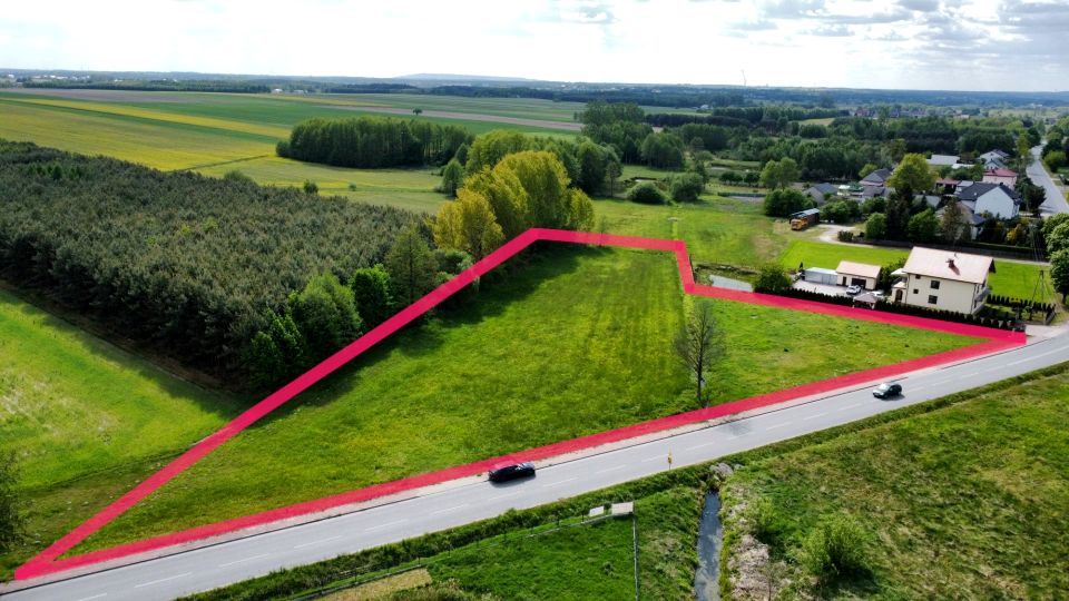 Działka Straszów