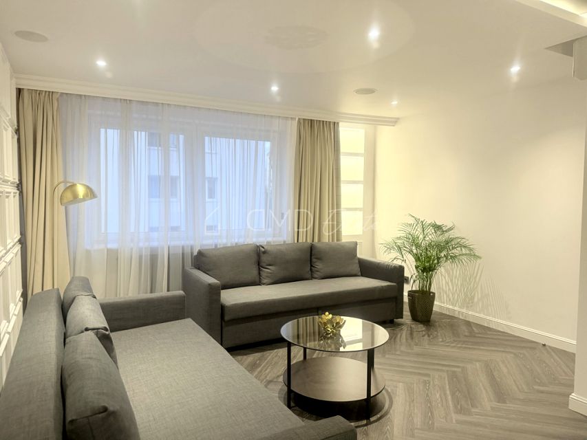 Mieszkanie blok mieszkalny Warszawa