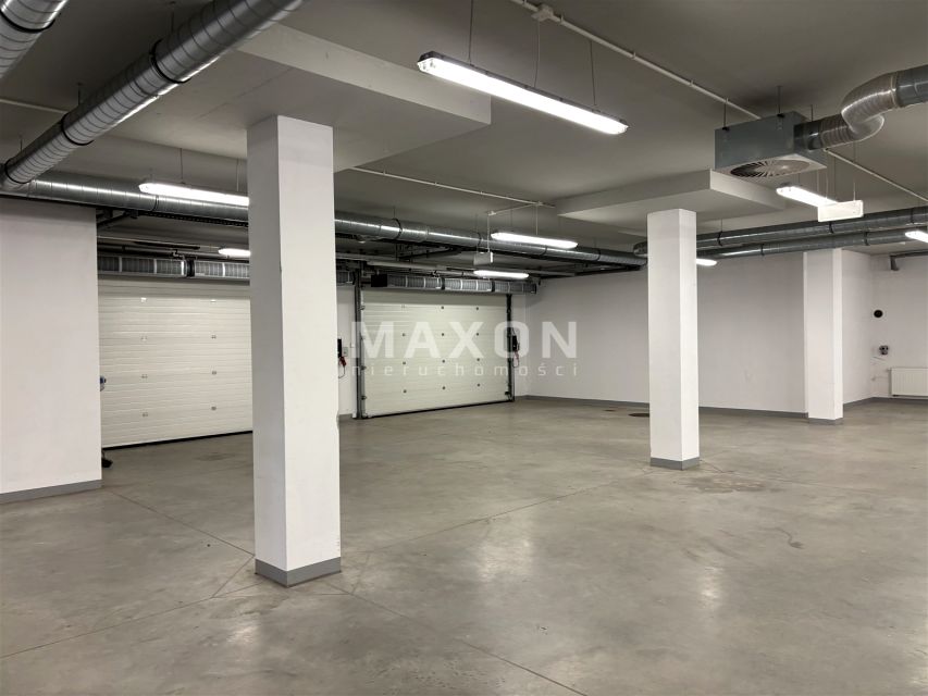 Budynek użytkowy Warszawa