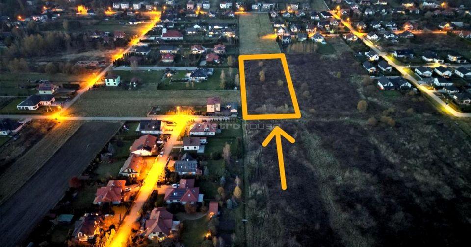 Działka nad jeziorem