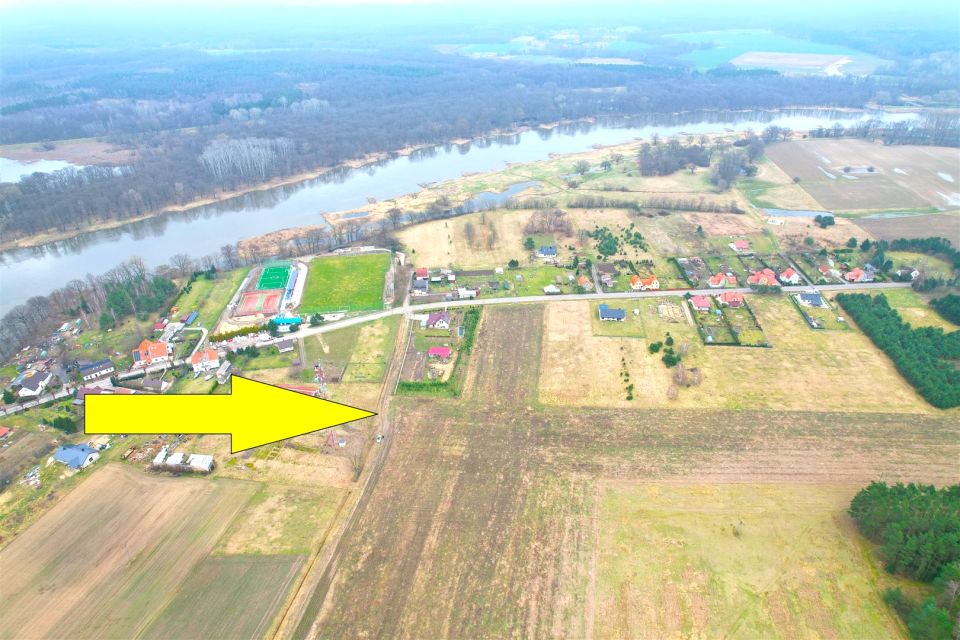 Pusta działka Chobienia