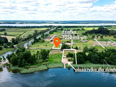 Działka nad jeziorem