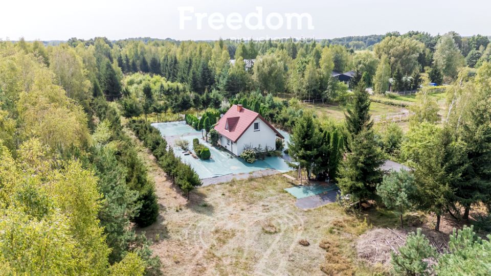 Ogrodzona działka sprzedam