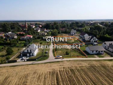 Zabudowana działka Szydłowo