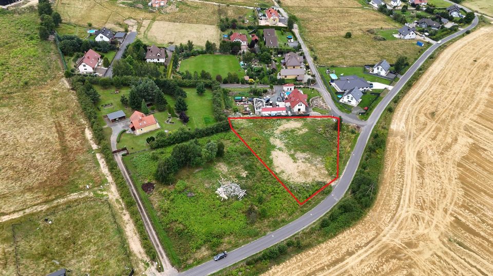 Ogrodzona działka sprzedam