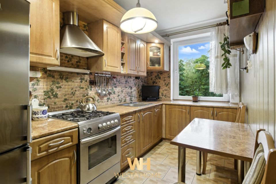 Mieszkanie blok mieszkalny nad jeziorem