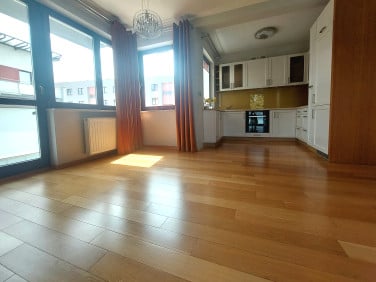 Mieszkanie apartamentowiec nad jeziorem