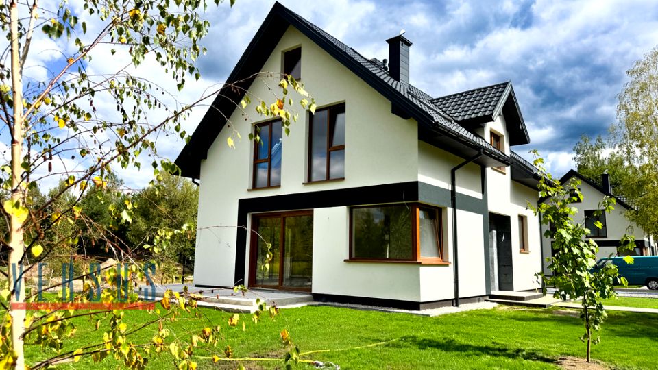 Dom Łoś