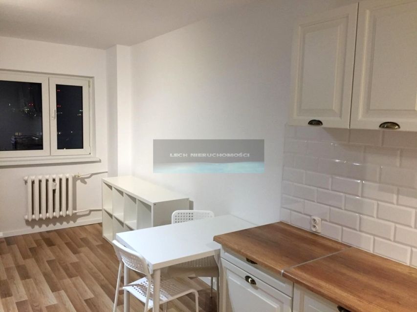 Mieszkanie blok mieszkalny Warszawa